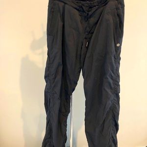 Lululemon black joggers